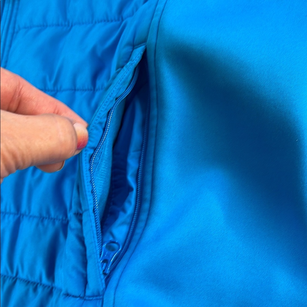 Under Armour Storm Women's Vibrant Blue Ski Jacket - Picture 8 of 13